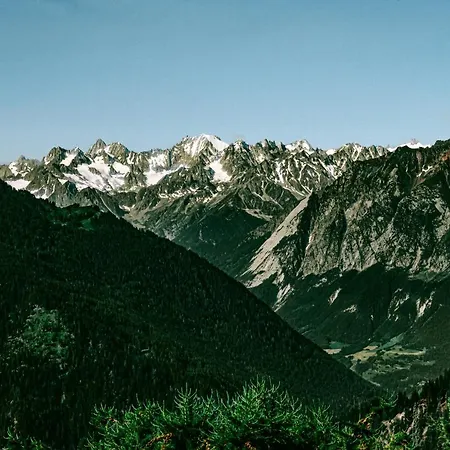 מלון Experimental 4*