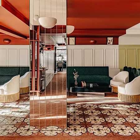 Experimental 4* וורבייה