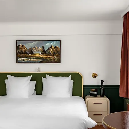 Hotel Experimental