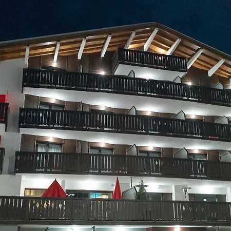 Experimental Hotell 4*